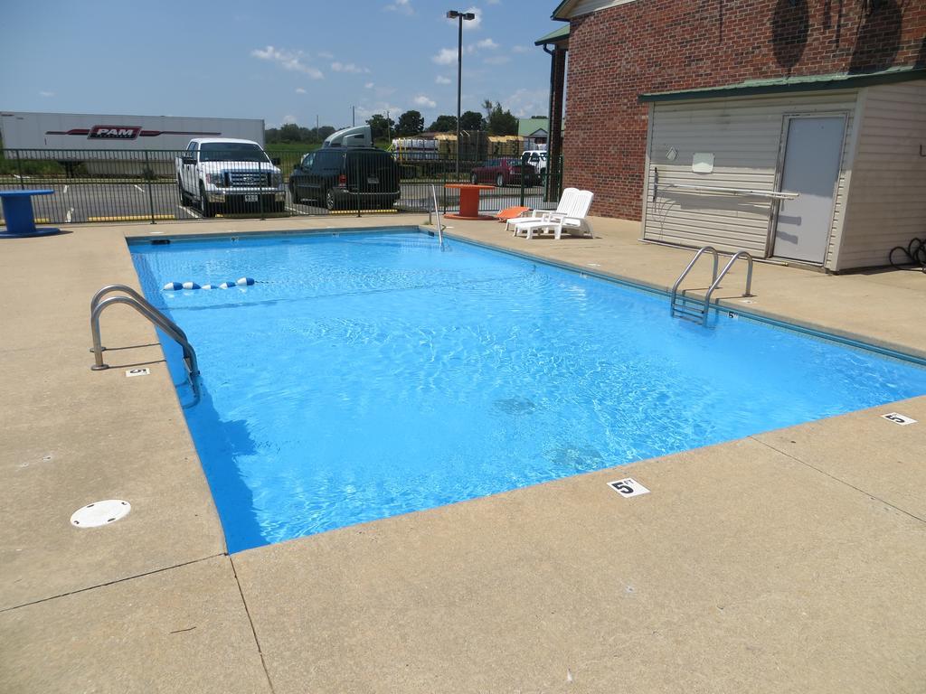 Americas Best Value Inn Ozark Екстериор снимка