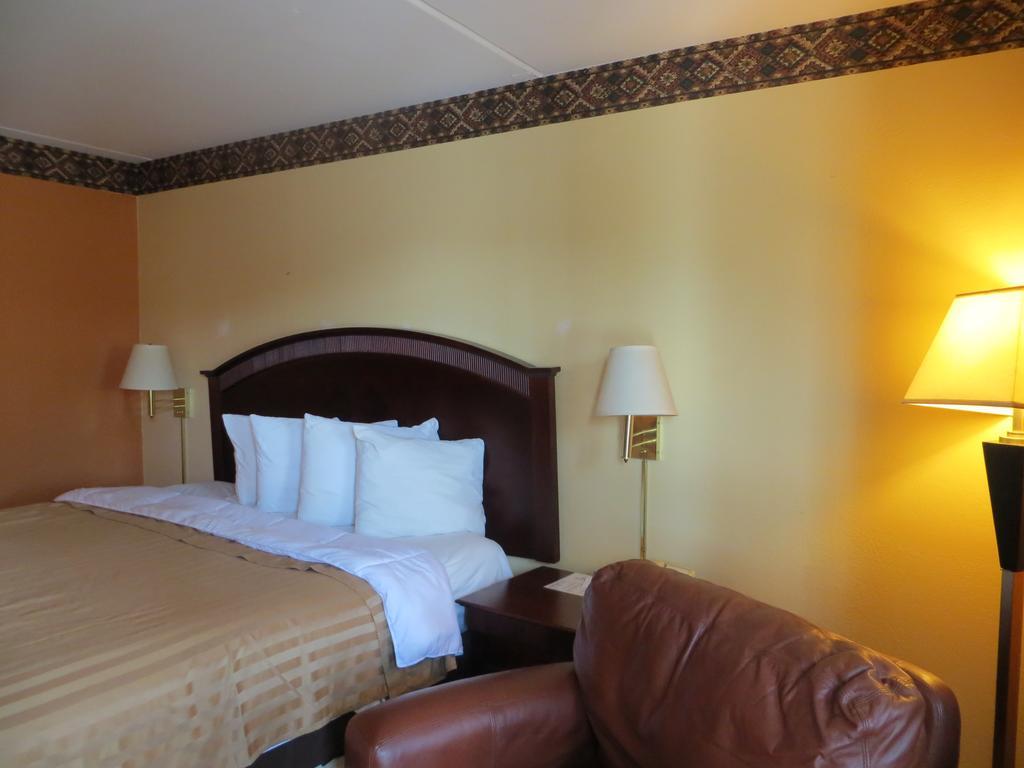Americas Best Value Inn Ozark Екстериор снимка