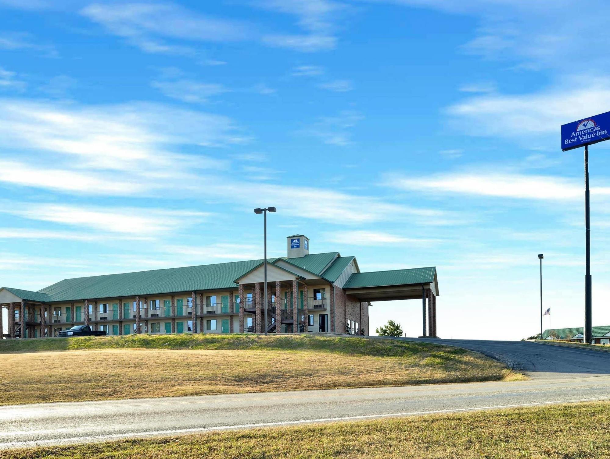 Americas Best Value Inn Ozark Екстериор снимка