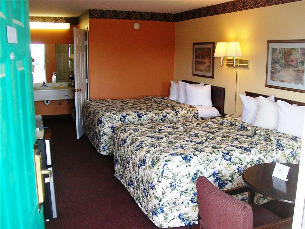 Americas Best Value Inn Ozark Стая снимка